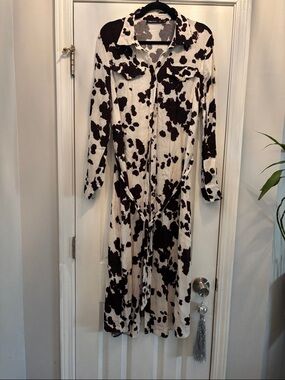Karen Mullen Long Sleeve Cow Print Button-Front Shirt Dress - Black & White